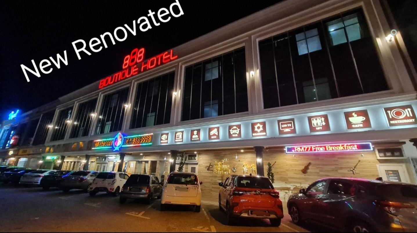 888 Boutique Hotel Batu Pahat Exteriör bild