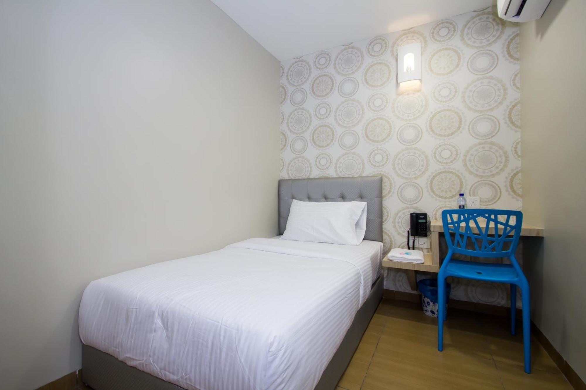 888 Boutique Hotel Batu Pahat Rum bild