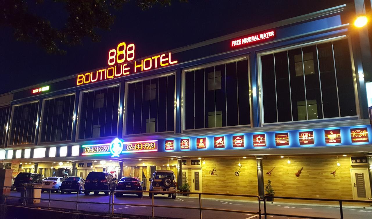 888 Boutique Hotel Batu Pahat Exteriör bild