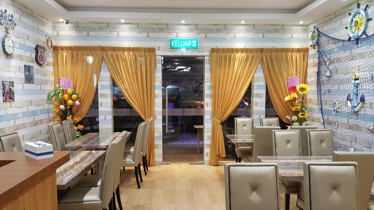 888 Boutique Hotel Batu Pahat Exteriör bild