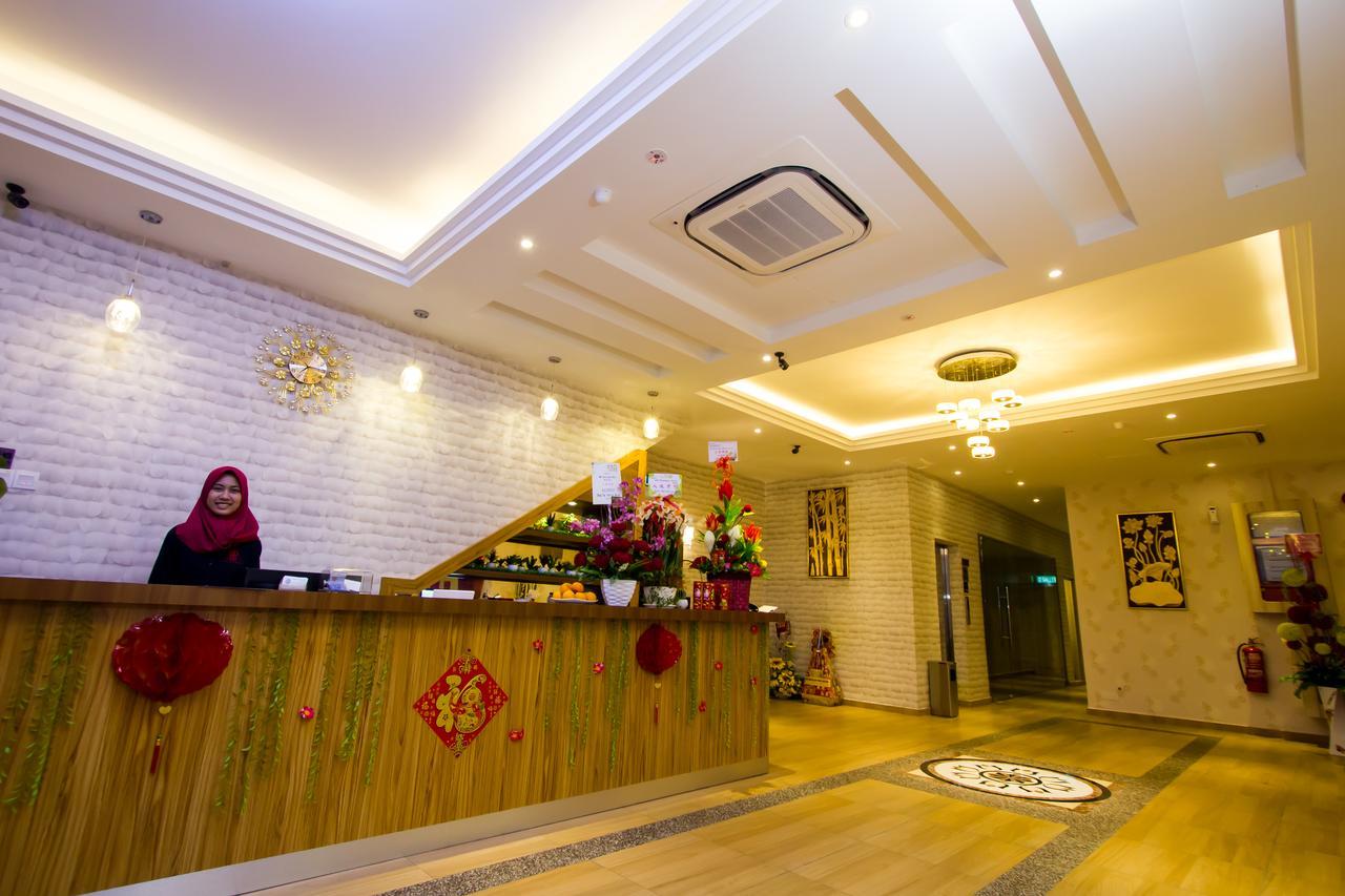 888 Boutique Hotel Batu Pahat Exteriör bild