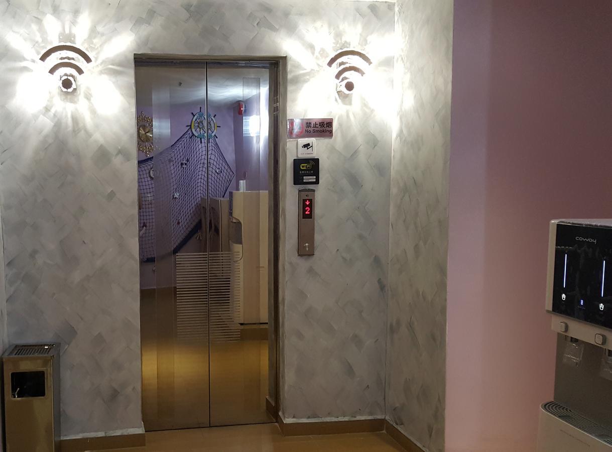 888 Boutique Hotel Batu Pahat Exteriör bild